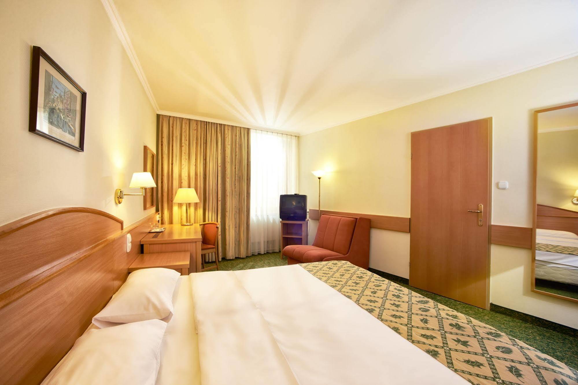 Danubius Hotel Erzsebet City Center Budapesta Exterior foto
